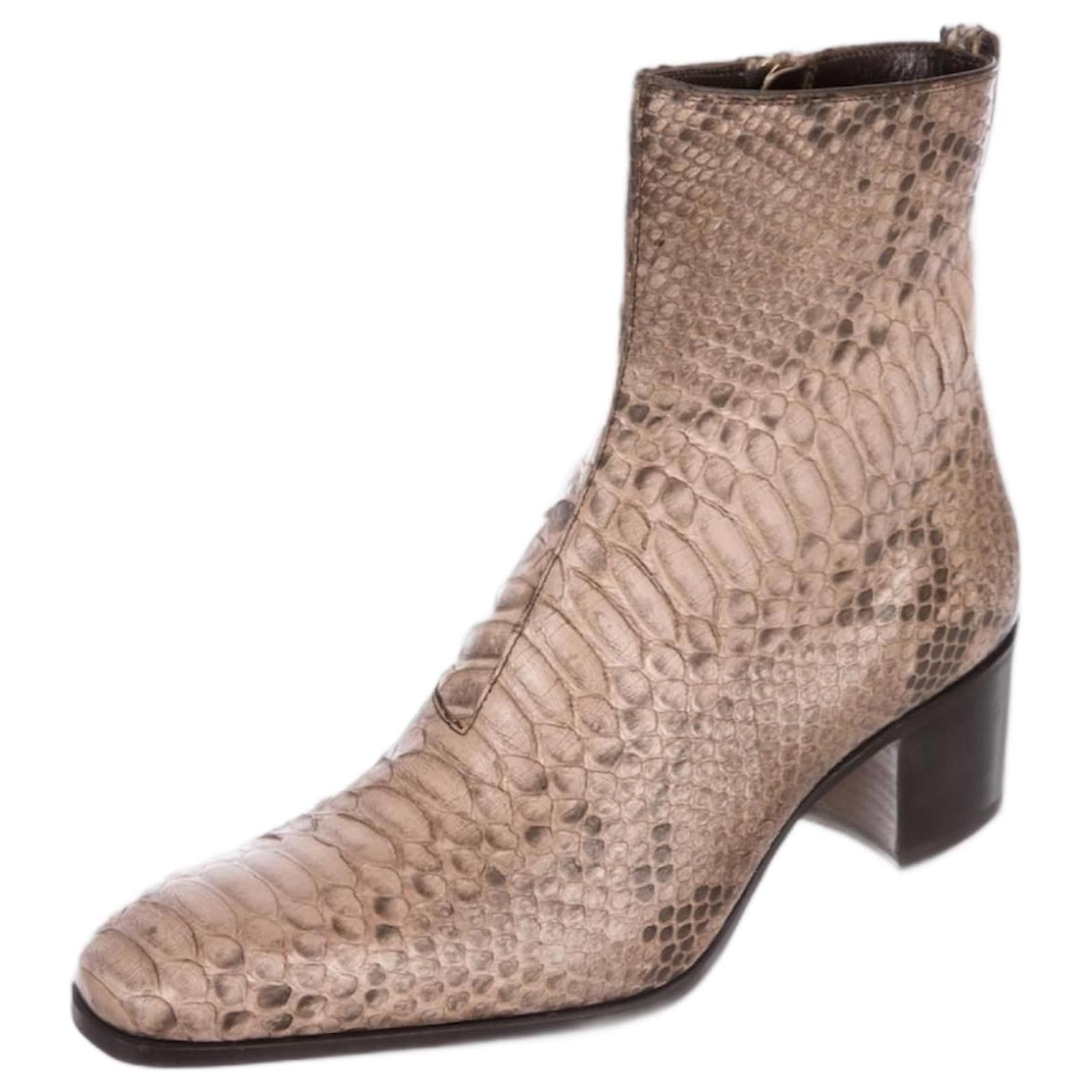 Yves Saint Laurent Saint Laurent Paris - Johnny 65 Ankle Boots in