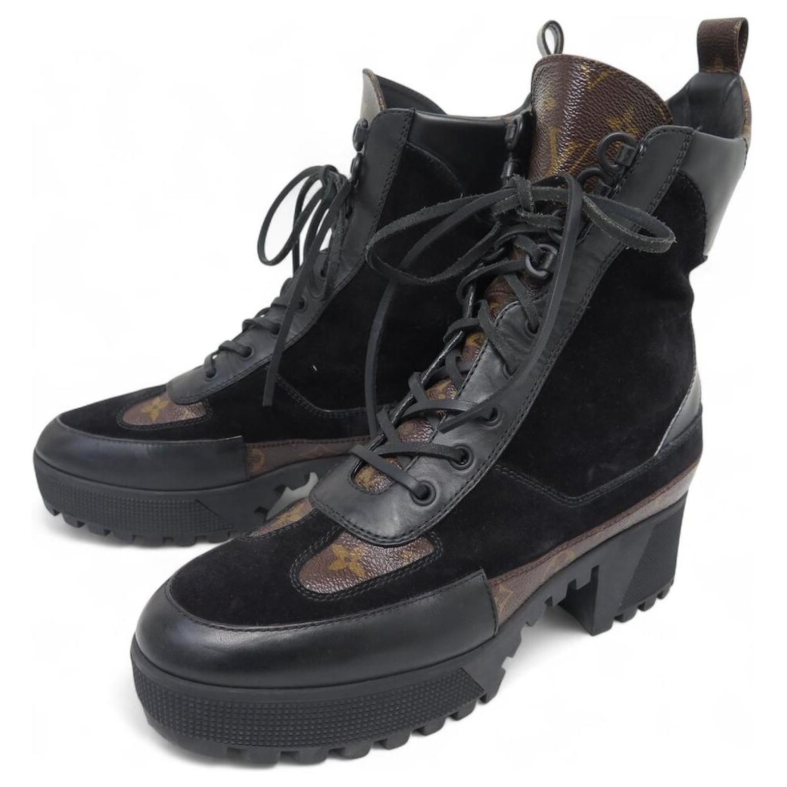 LOUIS VUITTON DESERT BOOTS LAUREATE MONOGRAM 1A4XXU 42 BOOTS Black
