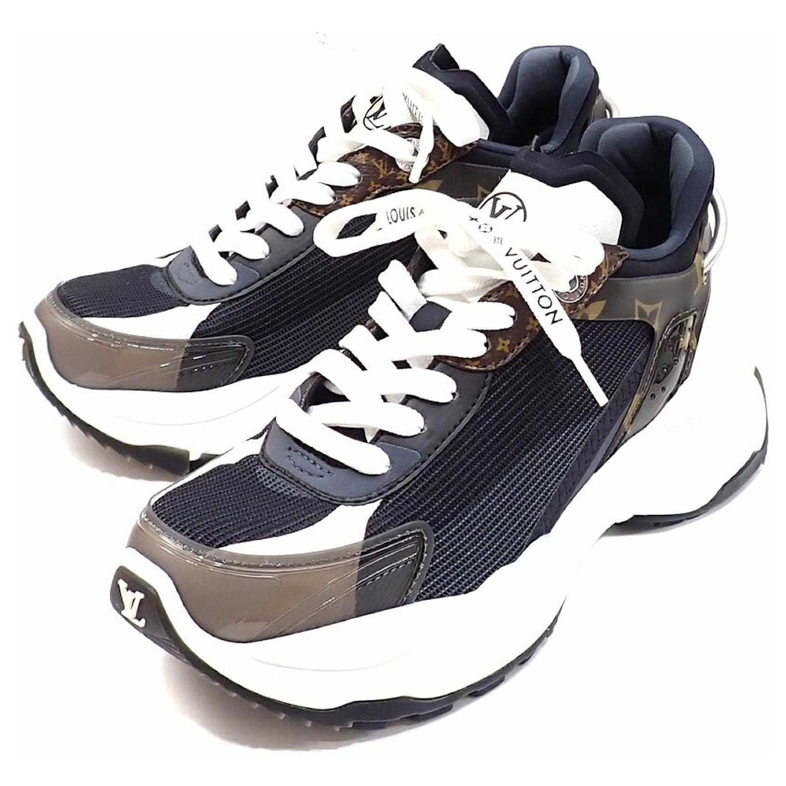 Louis Vuitton Run 55 Sneakers Brown Black White ref.JC2514661