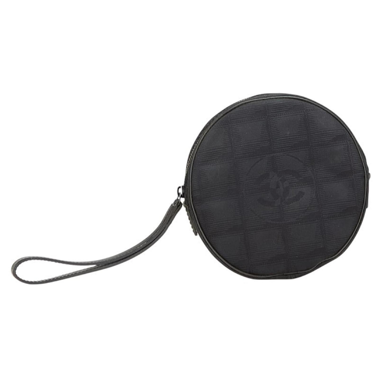 Runde Tasche Coco Mark der neuen Reisekollektion von Chanel