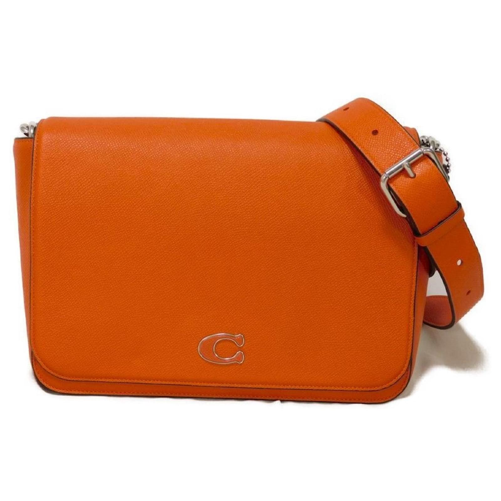 Coach Men's Orange Crossgrain Signature Shoulder Bag ref.2531229