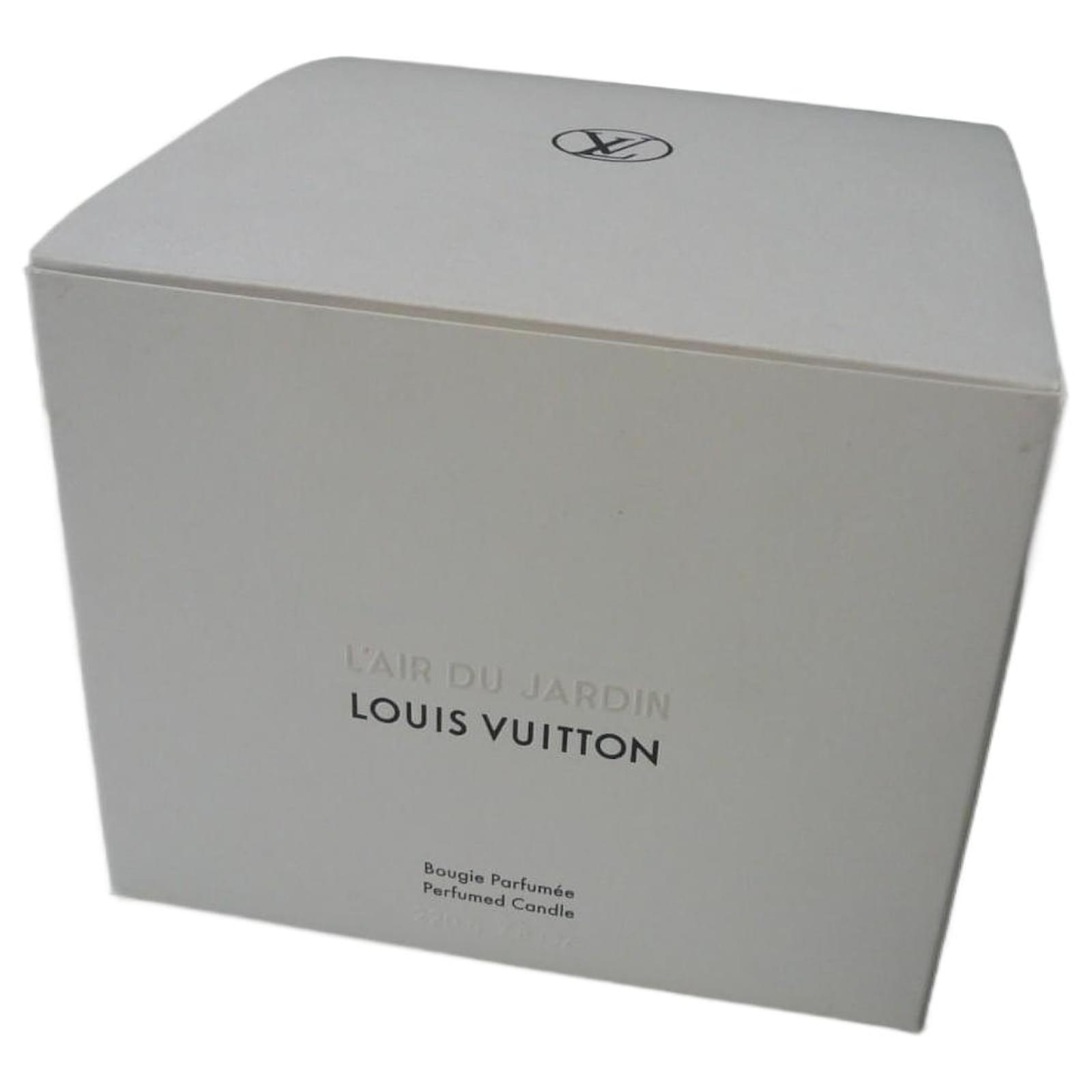 LOUIS VUITTON Bougie de Luxe parfumée neuve L'AIR DU JARDIN 220