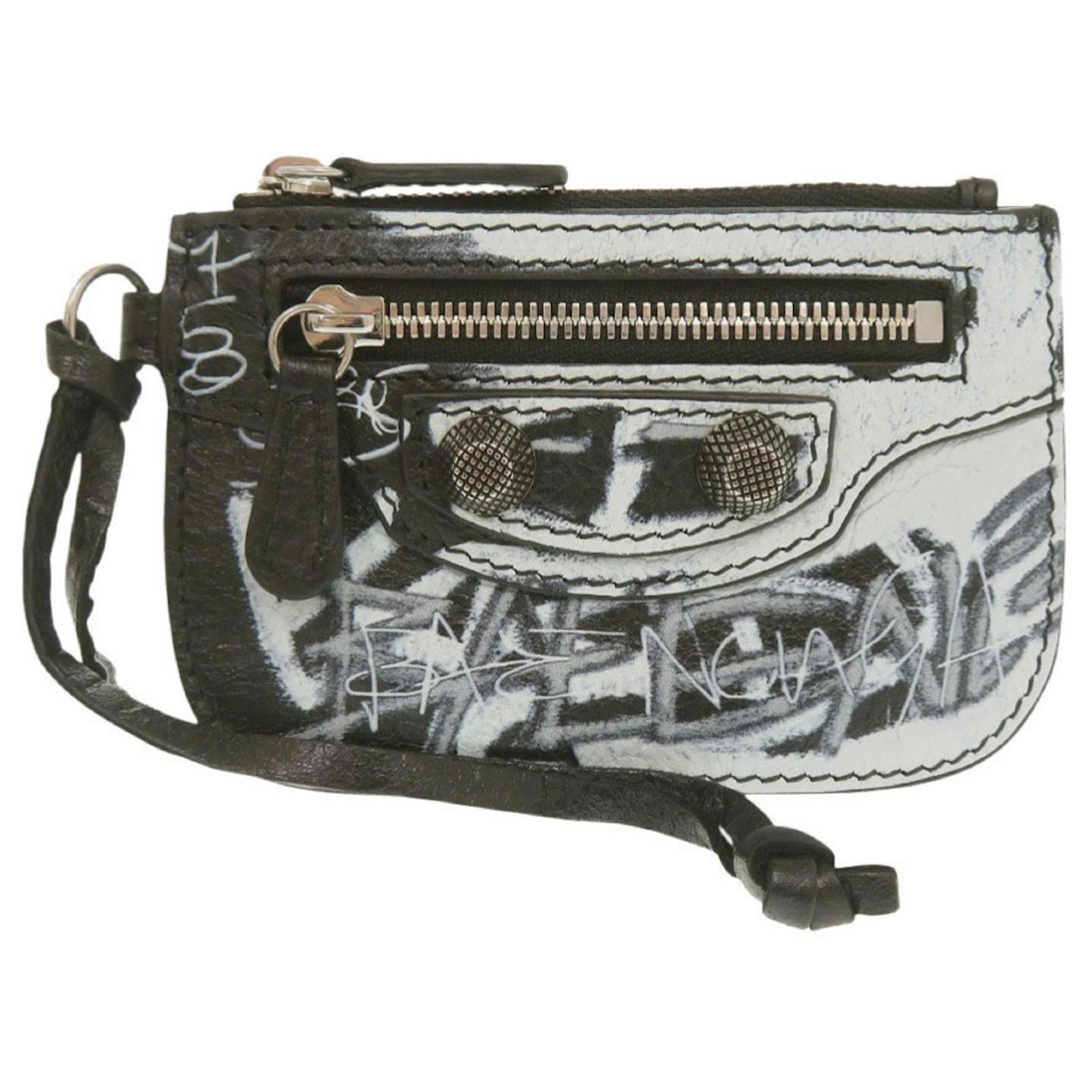 小物 BALENCIAGA cagole graffiti coin case Balenciaga Le Cagoule Graffiti Coin Purse Black Blue Leather ref