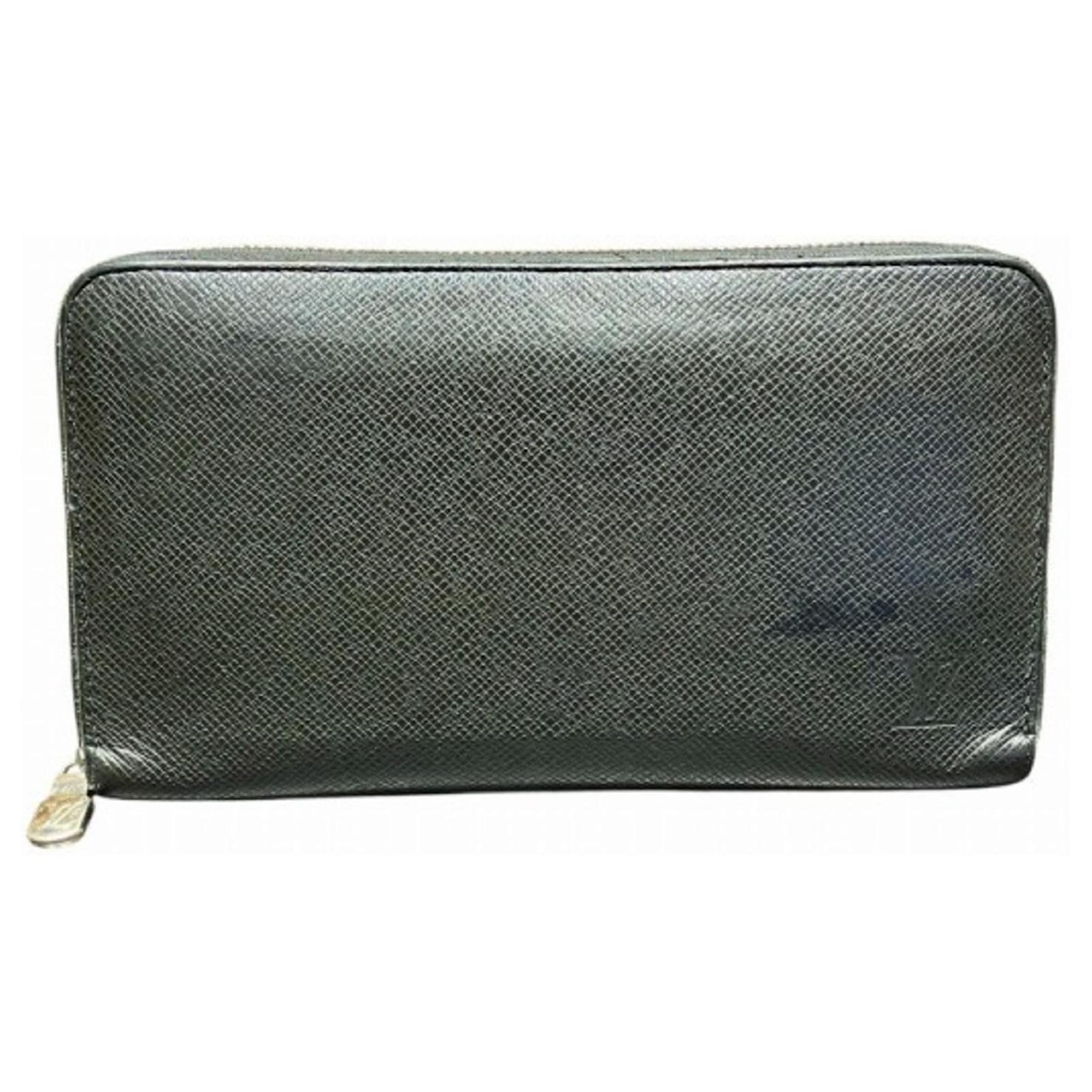 Portafoglio lungo da uomo Louis Vuitton Taiga Zippy Organizer NM