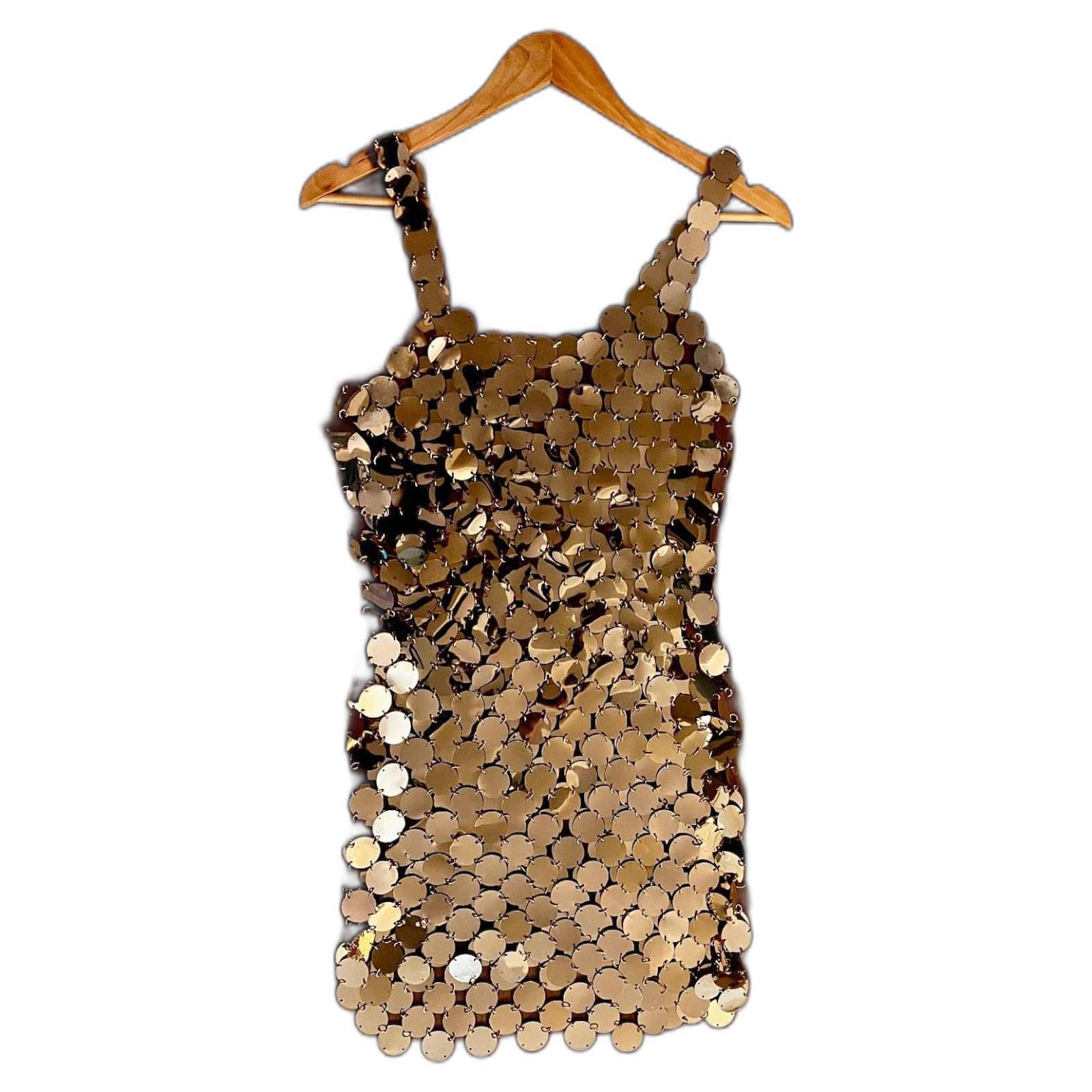 Paco Rabanne Gold sequins Golden Metal Plastic ref.2595306 - Joli Closet Paco Rabanne Gold sequins Golden Metal Plastic ref.2595306 - Joli Closet