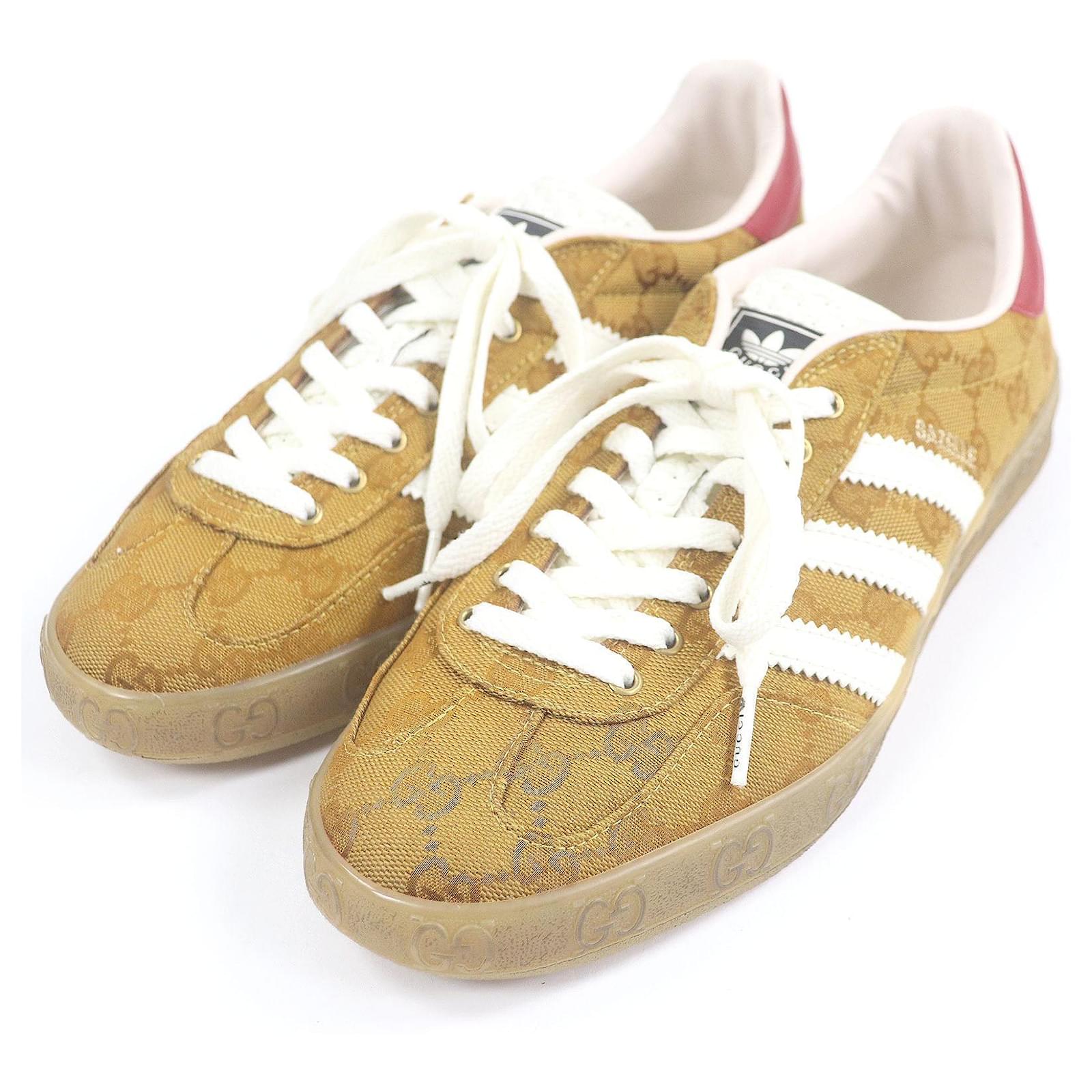 adidas gazelle silver green womens adidas Gazelle 'Team Victory Red Off White Cream White' Men's Shoes 9.5 main image 0