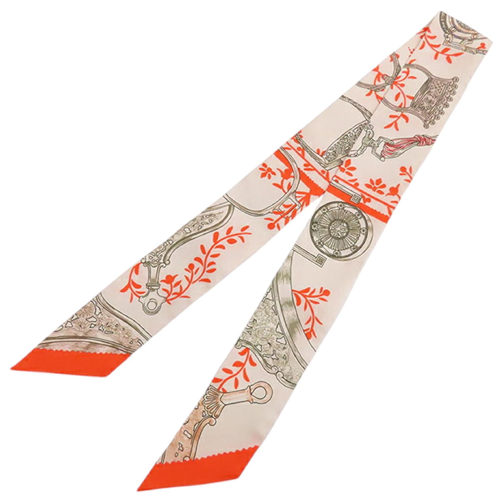 Hermès Brown Etriers Remix Silk Twilly Scarf Cloth ref.2619570