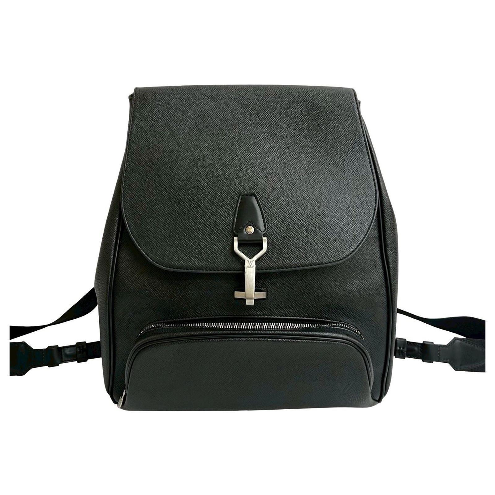 Louis Vuitton Cassiar Taiga Black Noir Backpack Louis Vuitton Taiga Backpack Louis Vuitton Taiga Leather  main image 3