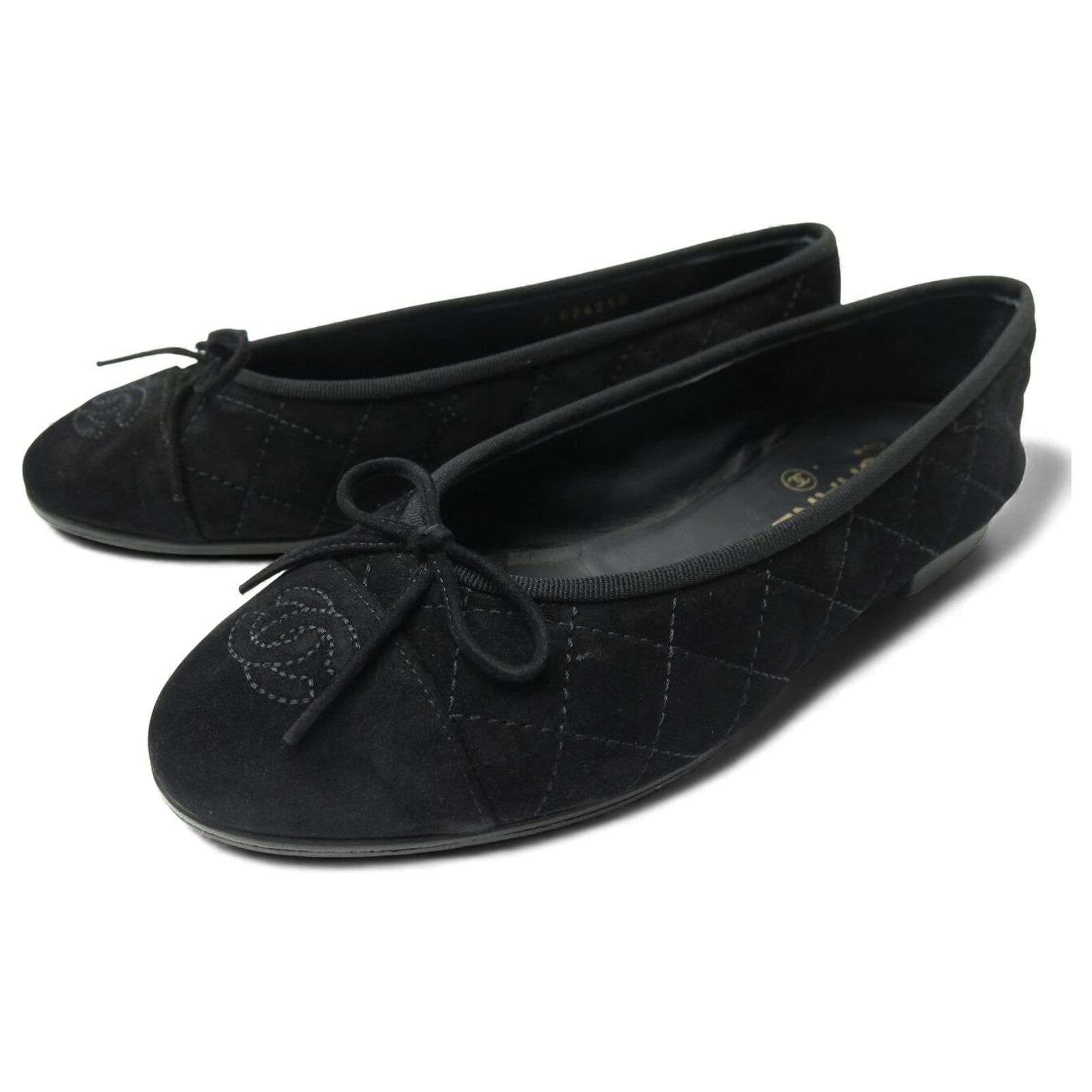 CHANEL G26250 FLAT BALLET SHOES 37 IN BLACK QUILTED SUEDE ref