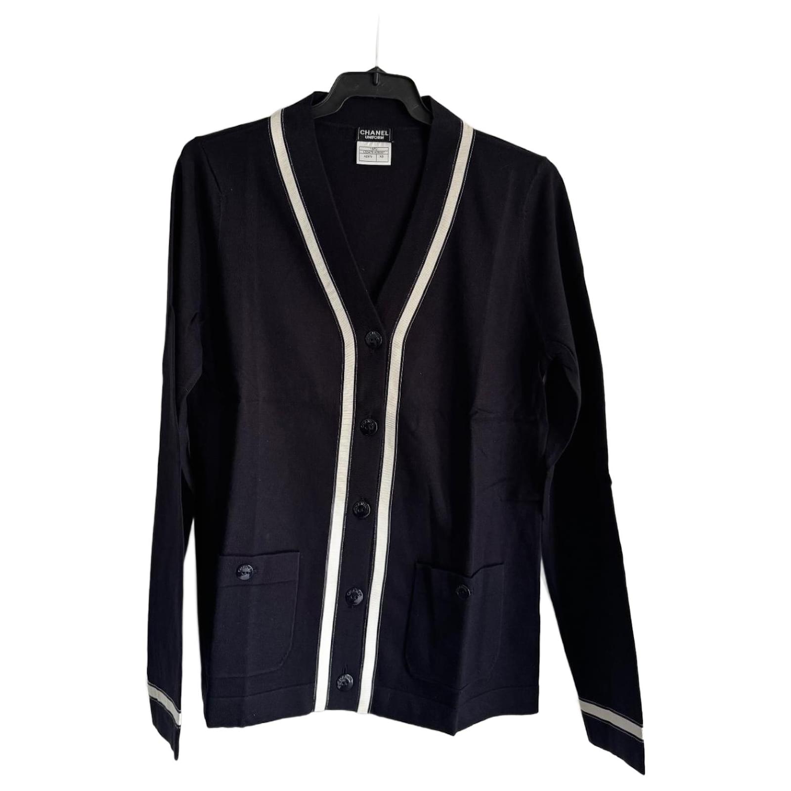 Cambon Chanel Cardigan Navy blue Cotton ref.2675848 - Joli Closet