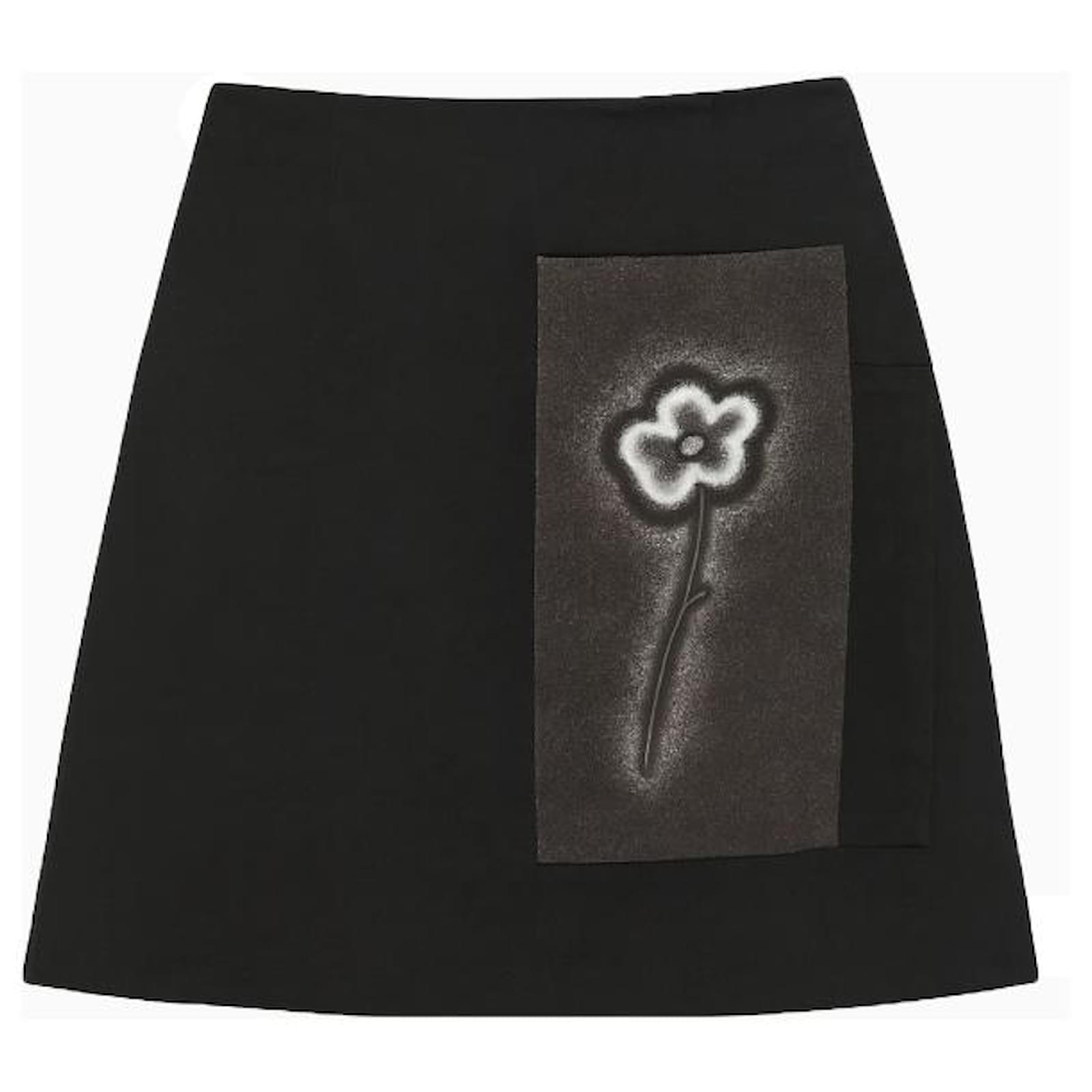 Prada Skirt, Fleur Aérographe model SS2013. Black Wool ref