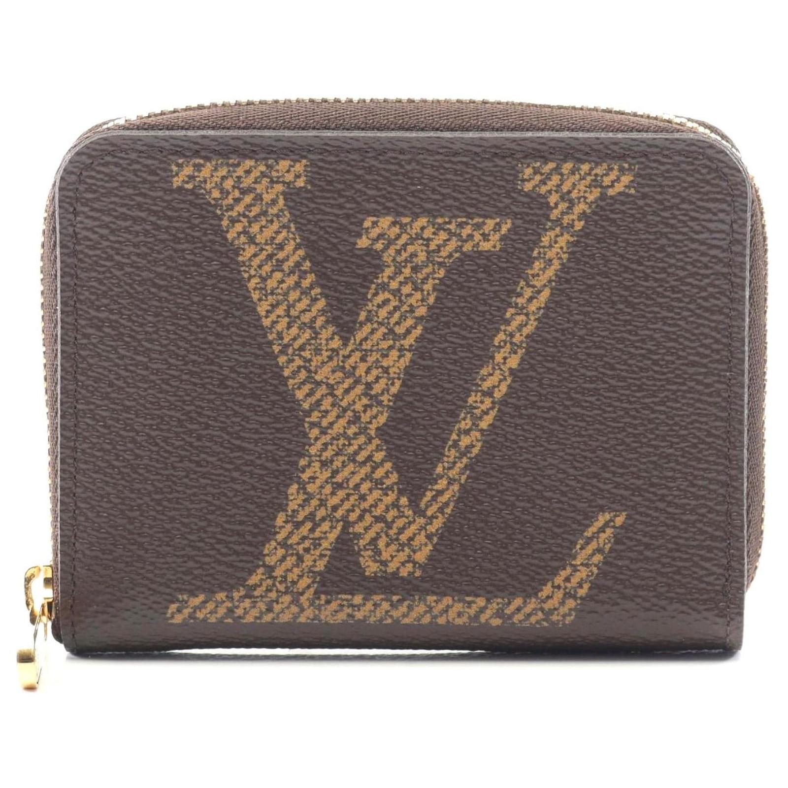 Louis Vuitton Zippy Coin Purse Monogram Giant Wallet Brown Cloth