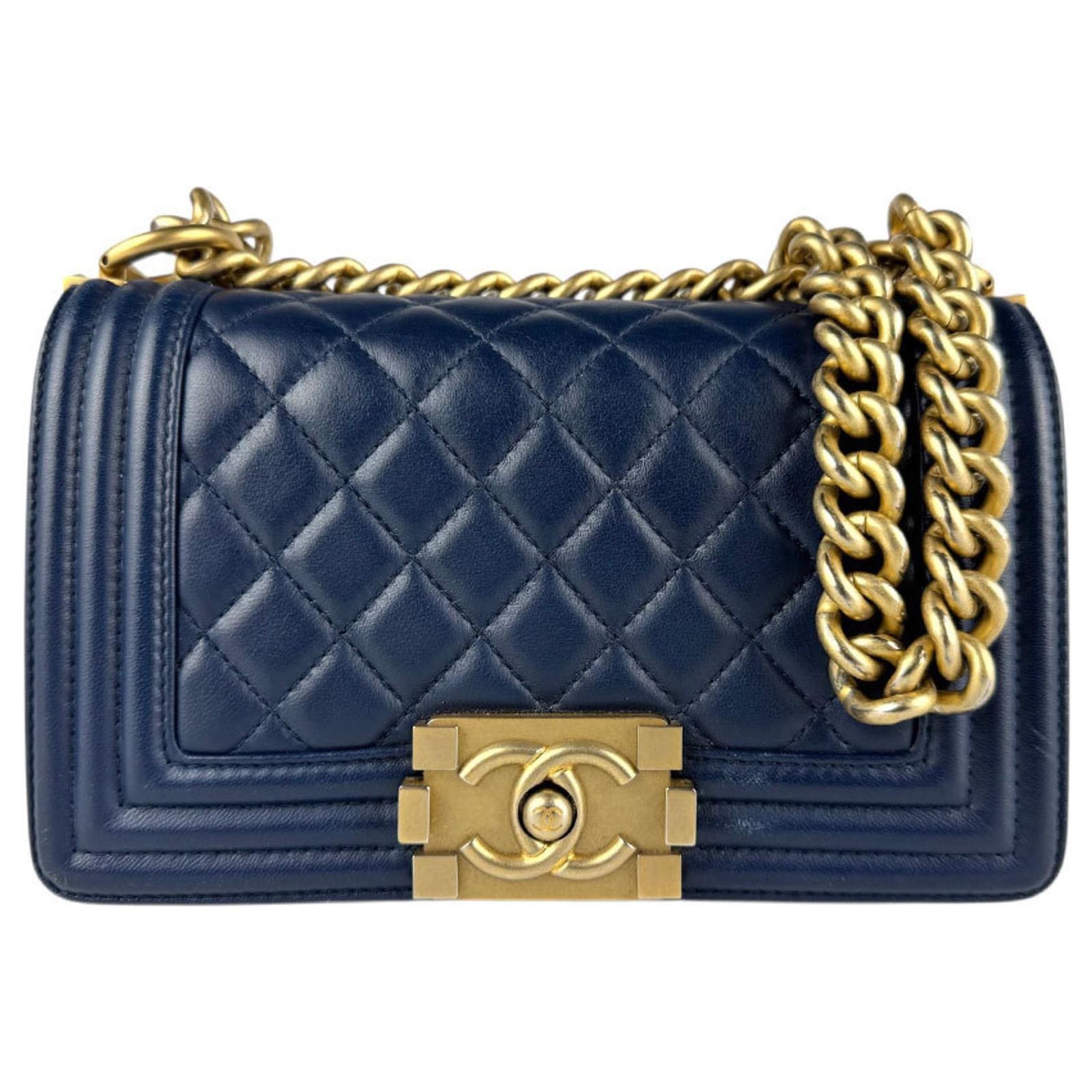 Chanel Boy Shoulder Bag Navy blue Leather ref.2759935 - Joli Closet