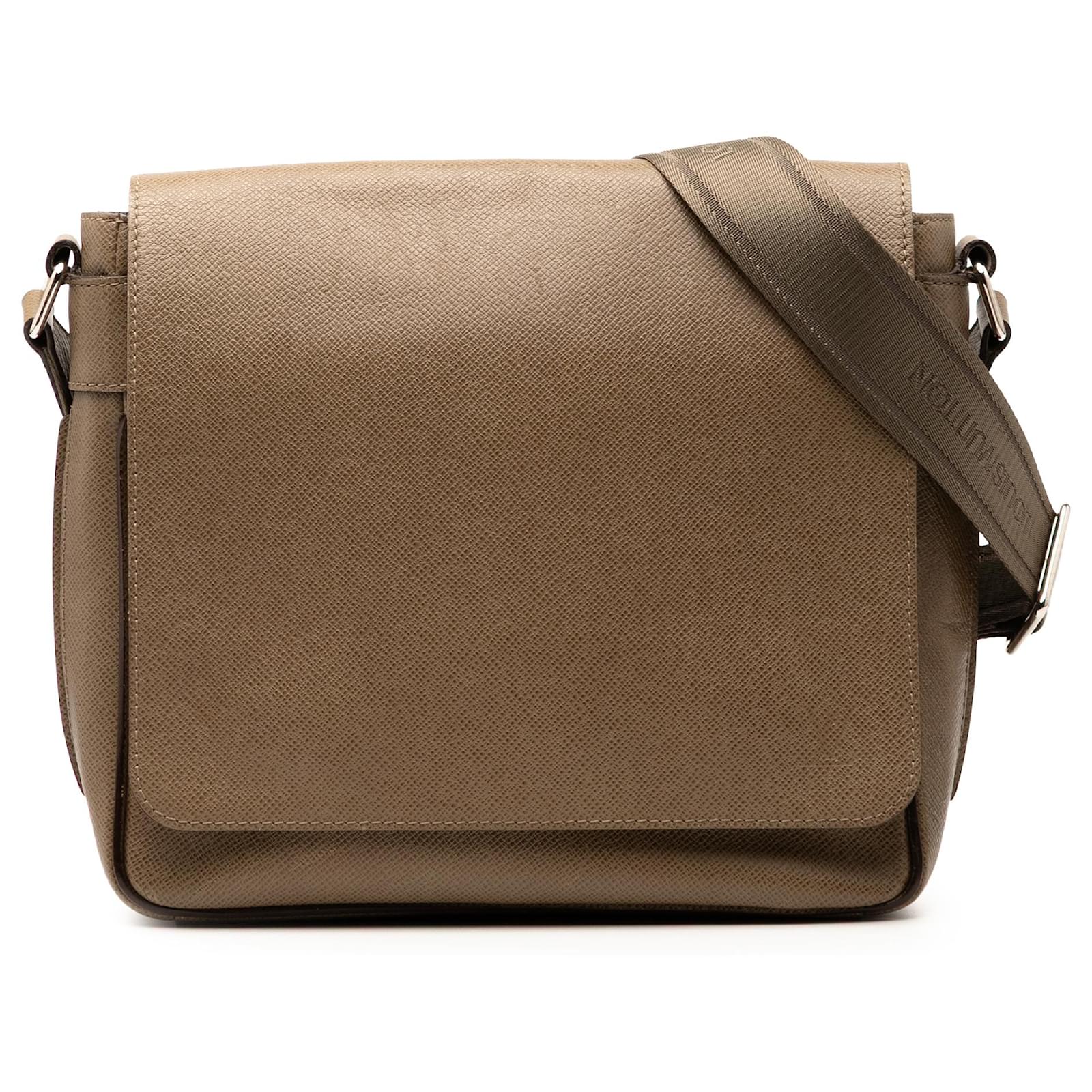 Louis Vuitton Brown Taiga Roman PM Light brown Leather ref.2764489