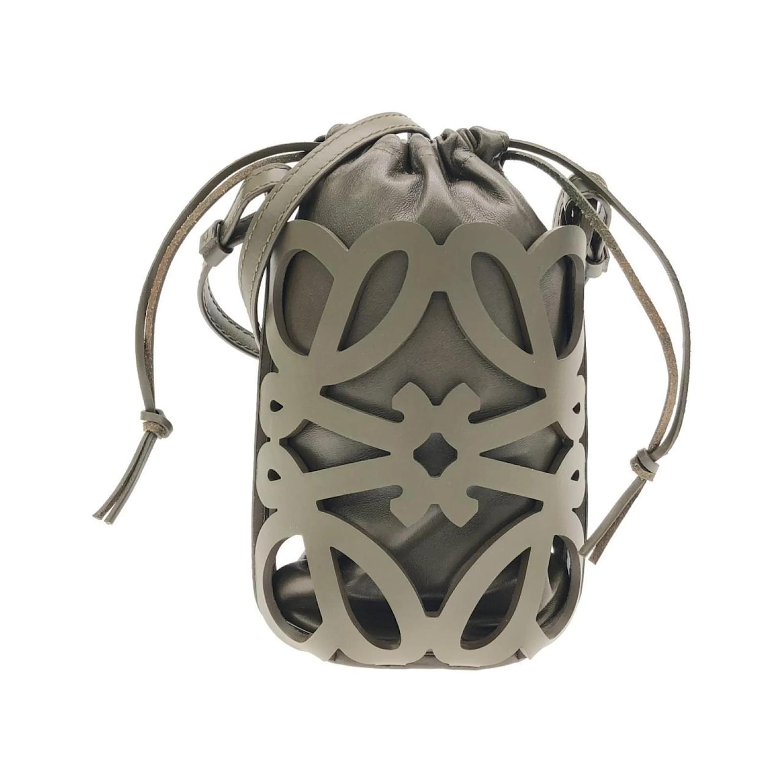 Loewe Anagram Cut-Out Pocket Shoulder Bag Green Leather ref  