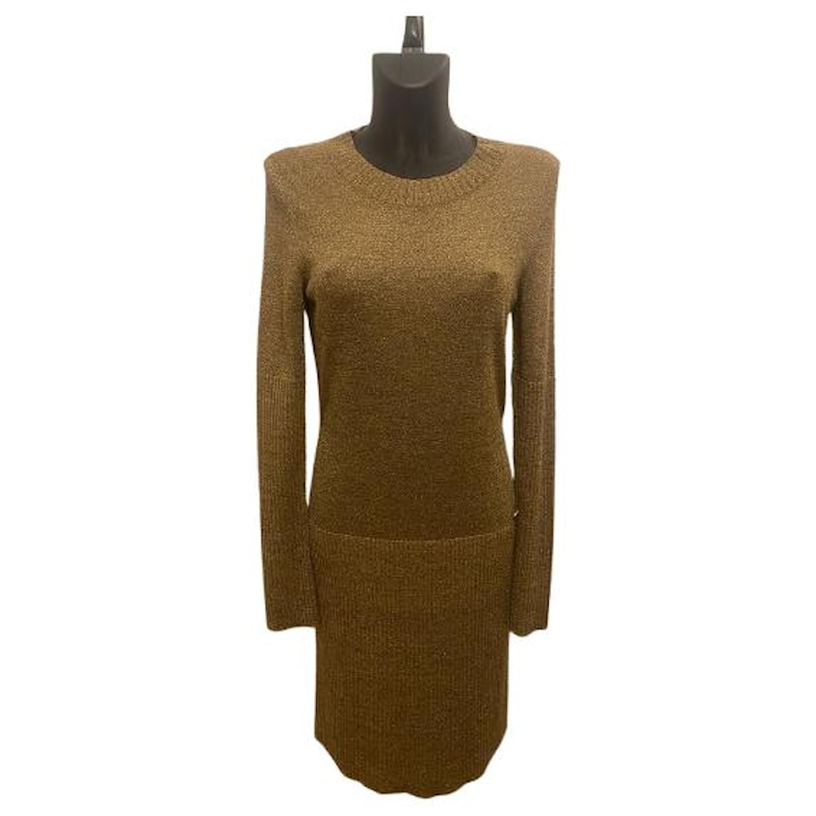 gold chanel dress Chanel 19A Embroidered Velvet Light Gold Belt Dress main image 0