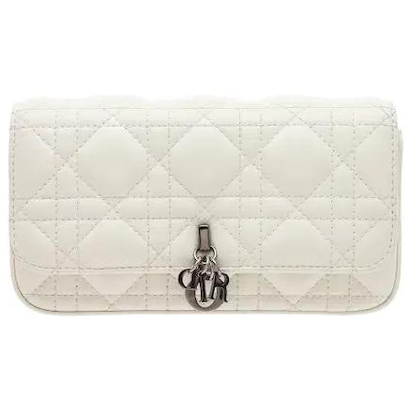 Lady Dior Phone Pouch White Lambskin ref.3178989 - Joli Closet