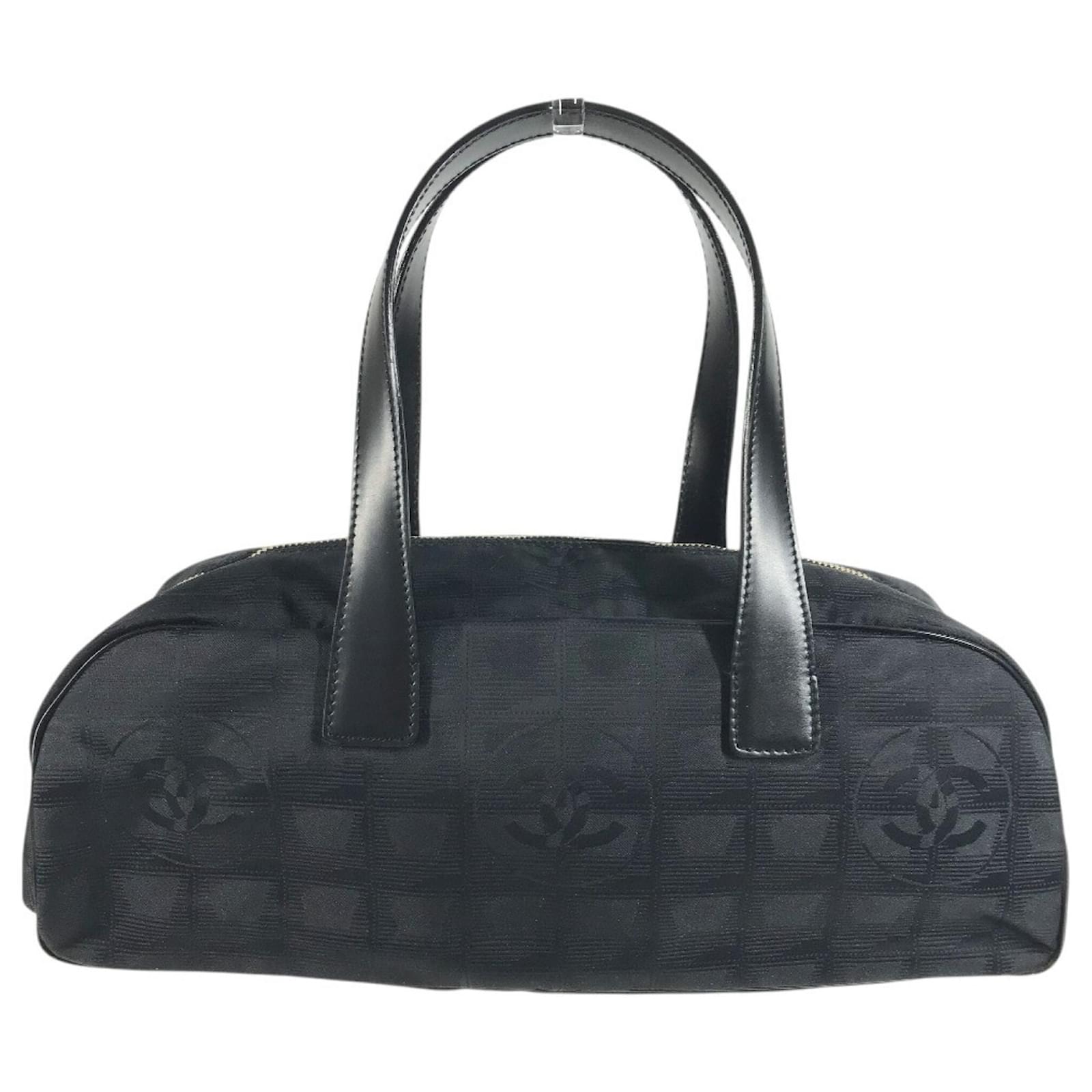 CHANEL A15828 New Travel Line Black Handbag Leather Nylon ref